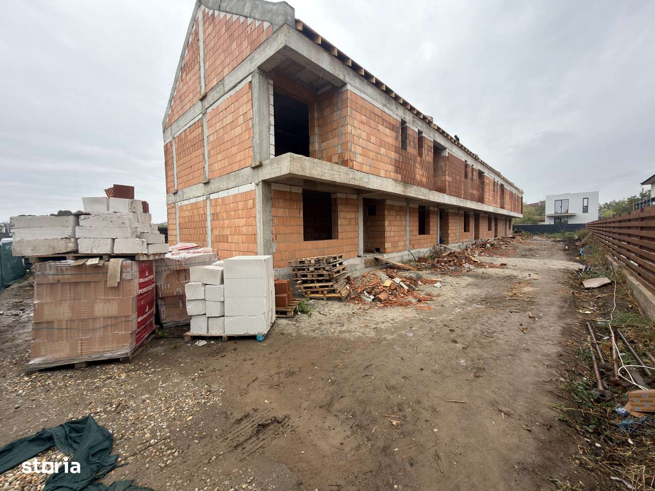 Casa P+1+Pod inalt. 4 cam. Util 107mp. Teren 148mp - Imagine principală: 5/15