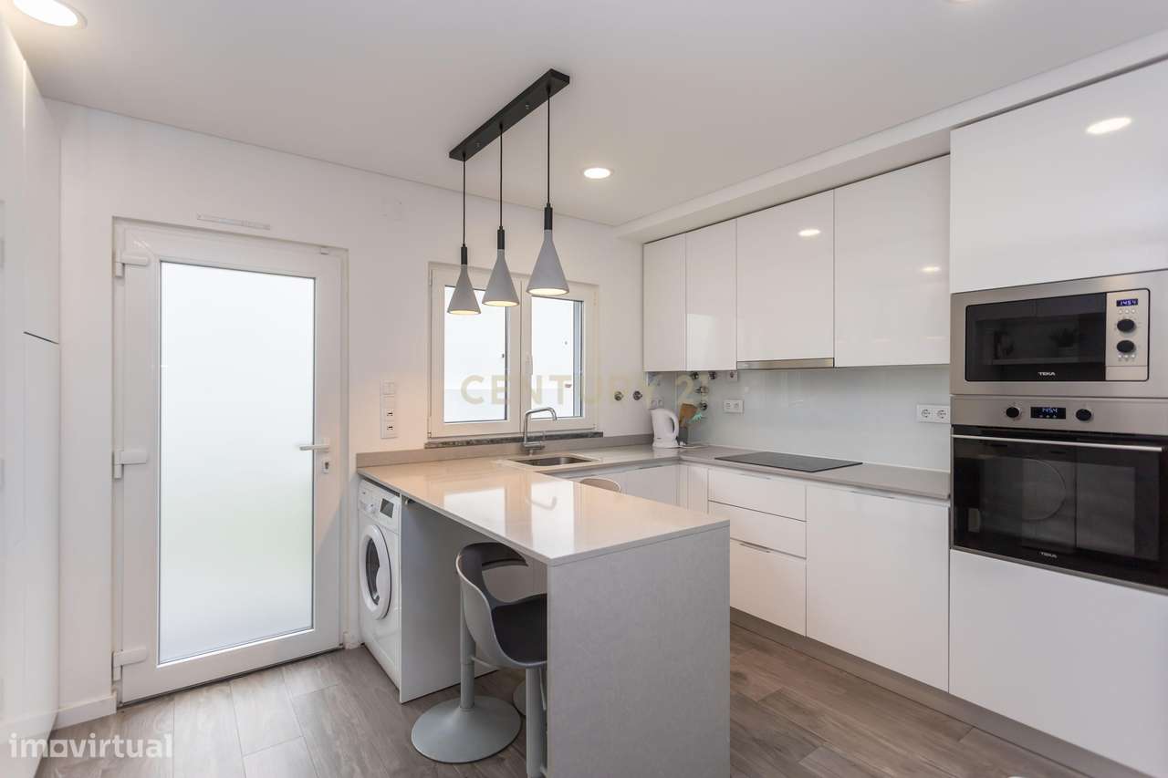 Moradia T3 mobilada para Arrendamento nos Redondos - Fernão Ferro - Grande imagem: 5/38