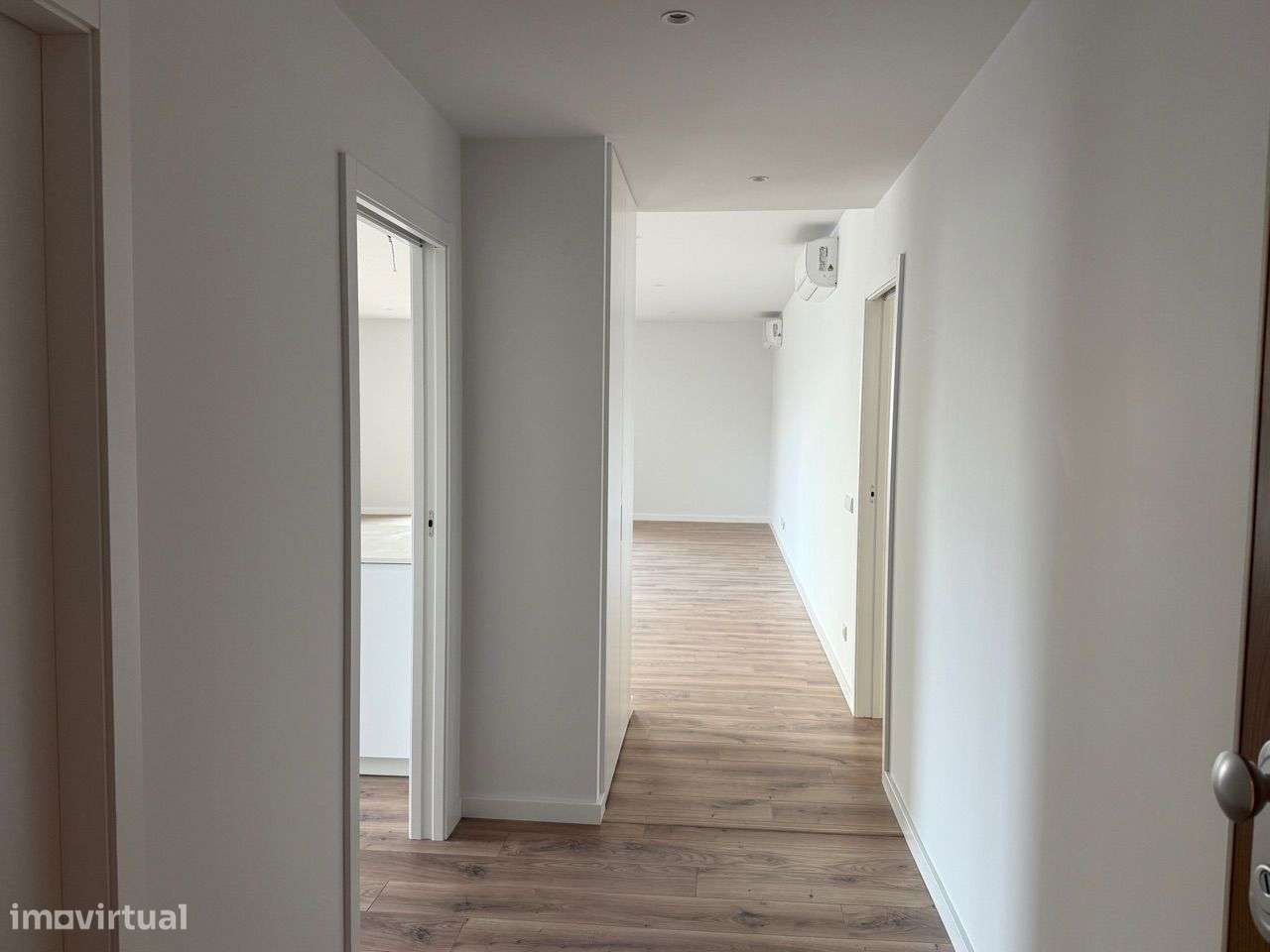 T3 Porto novo com sala 50M2 com campo de Padel - Grande imagem: 4/25