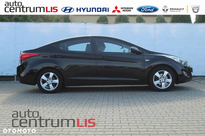 Hyundai Elantra 1.6 Comfort - 6