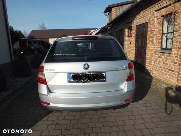 Skoda Octavia 2.0 TDI Style DSG - 4