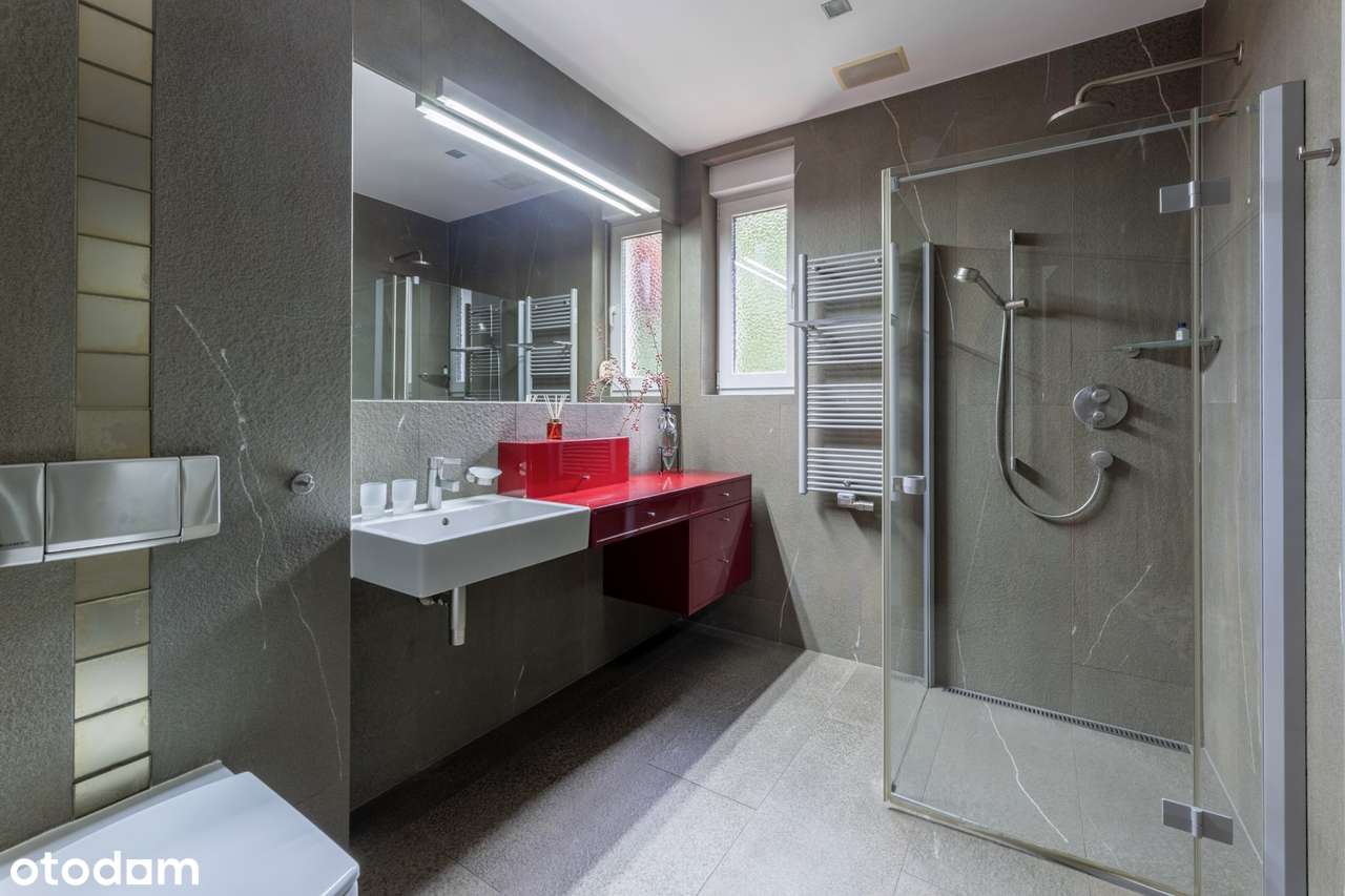 Dom na zamkniętym i strzeżonym osiedlu Zielonym w Chybach-6