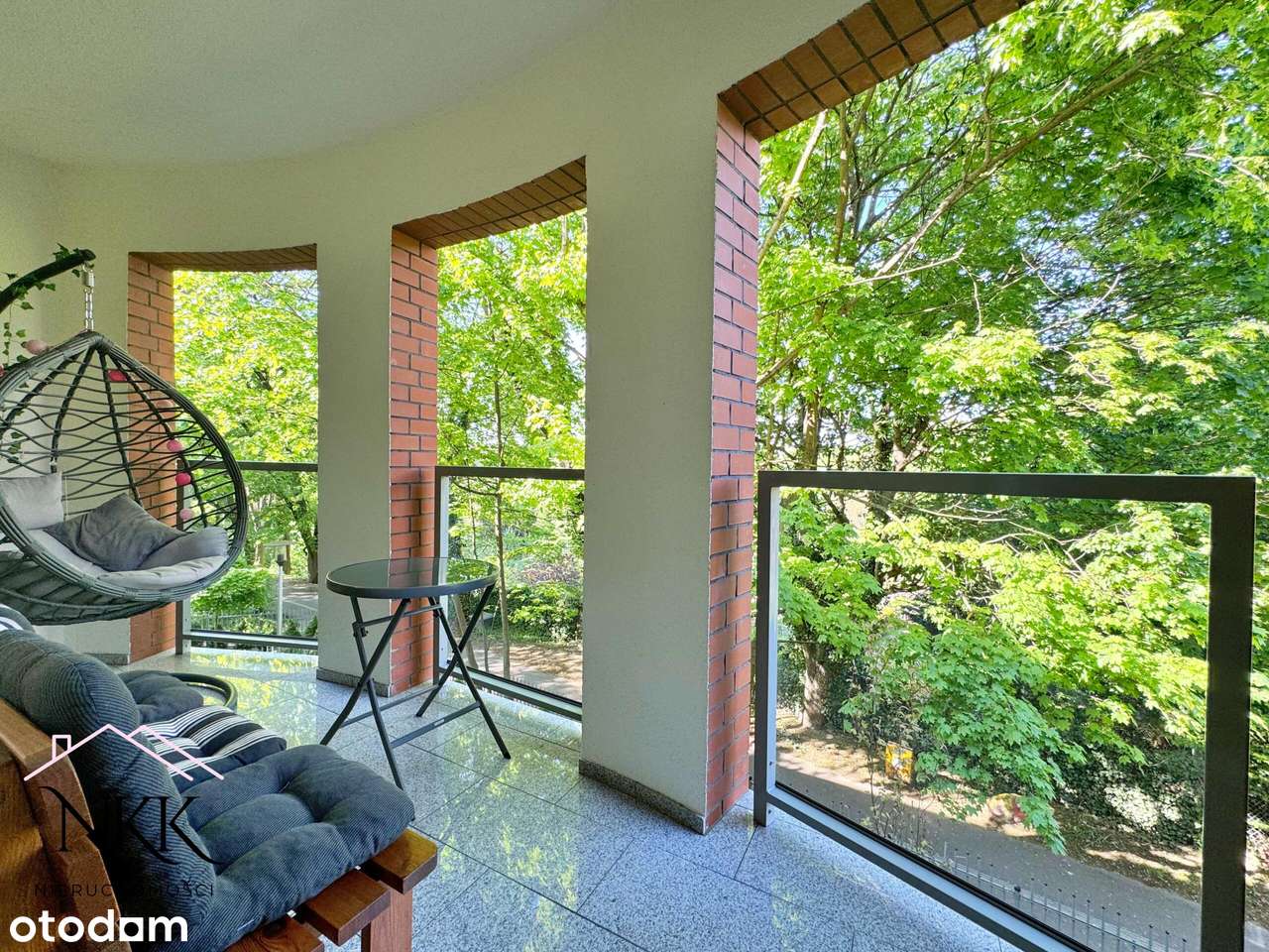 Niepowtarzalny Apartament 3-pokojowy na 1 piętrze-17