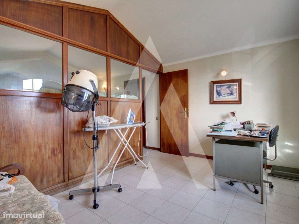 Moradia isolada em Oiã-29