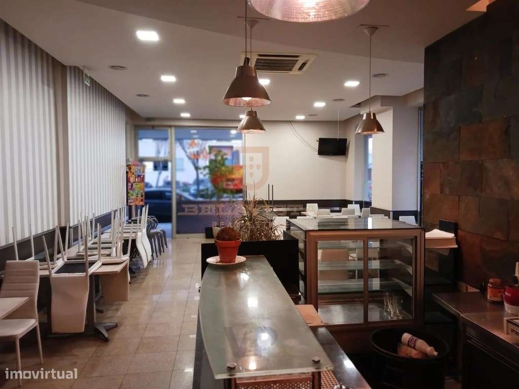 Loja / Restaurante - Ao Hospital de S João / Polo Universitário-3
