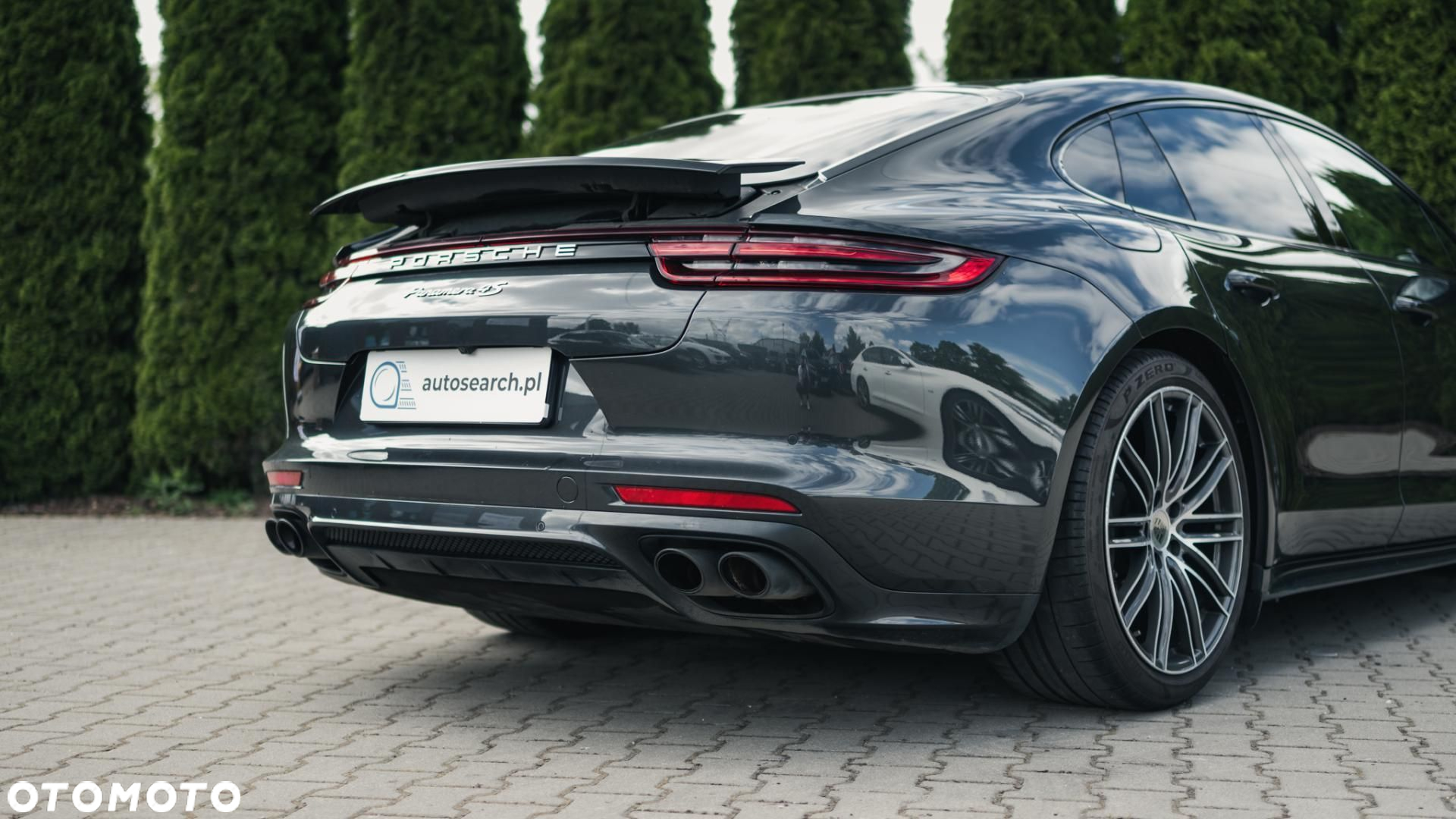 Porsche Panamera - 33