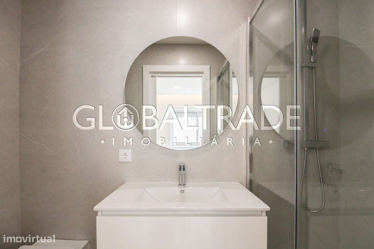 Apartamento T2 Renovado em Leça do Balio-26