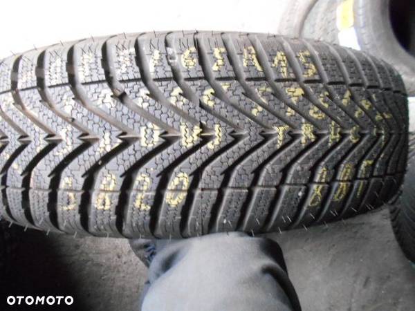 Opona pojedyńcza 185/65r15 vredestein snow trac 5 8,5mm zima - 1