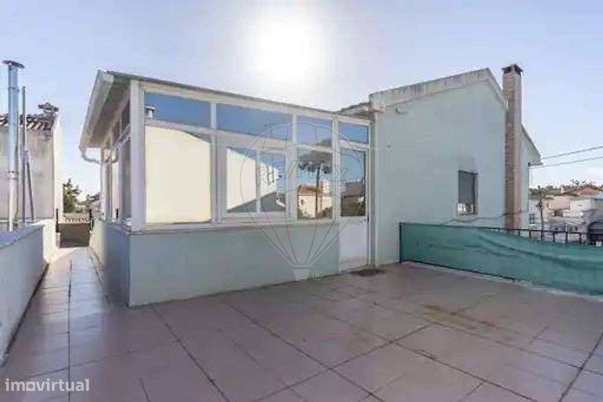 Moradia T6 para venda-28