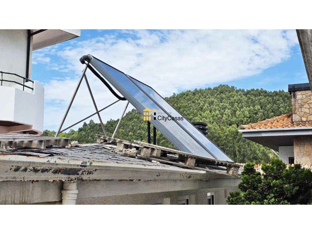 Vivenda de 4 Frentes com 3 Suítes, Garagem e Terreno | Gaia-29