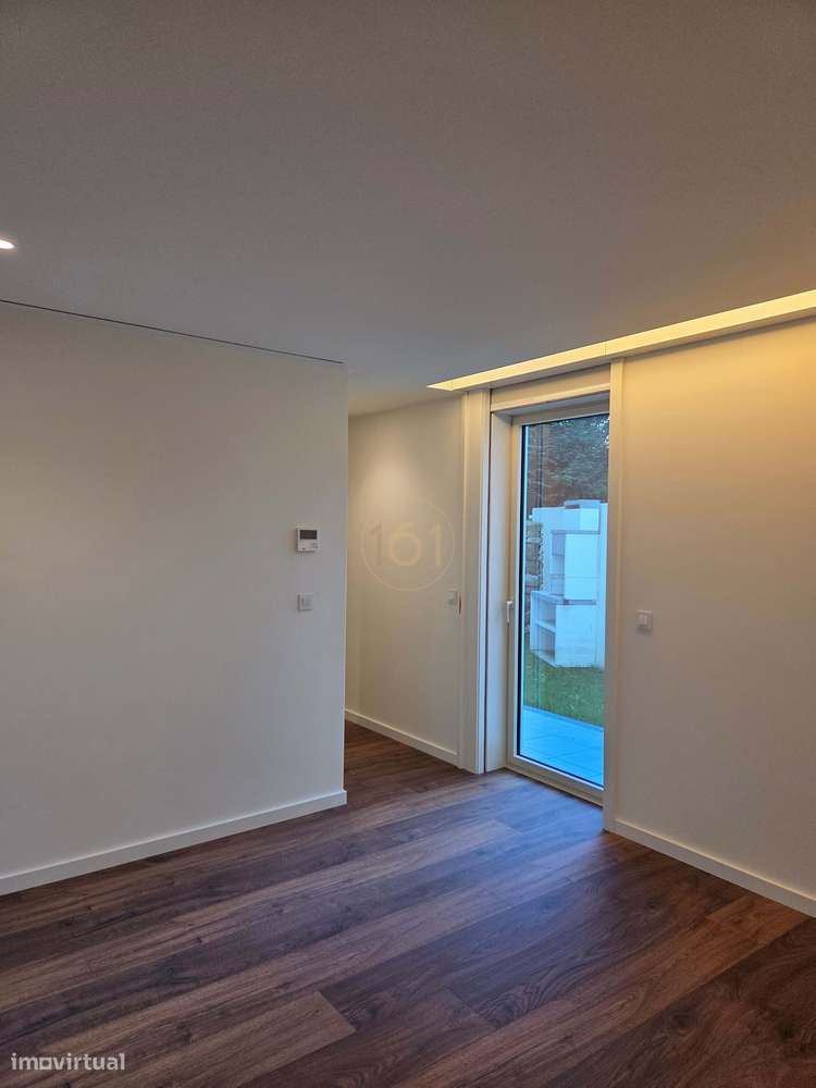 Apartamento T1 na Zona de Damião de Gois-10