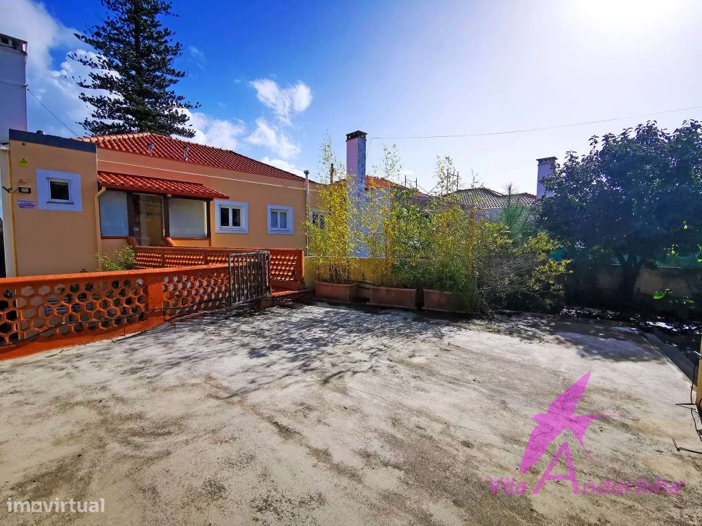 Andar Moradia T3 no centro da cidade com jardim, terraço e garagem ... - Grande imagem: 2/40