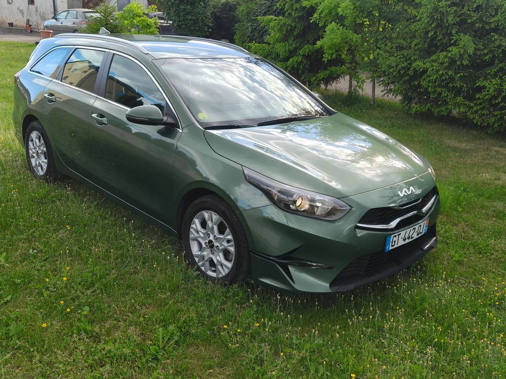Kia Ceed III 1.6 CRDi (48V Mild-Hybrid) Vision 2024