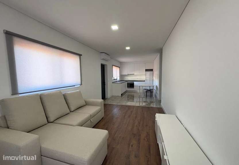 Paredes |Moradia T8 ( 4 apartamentos ) Arrendados | Para investidores - Grande imagem: 3/8