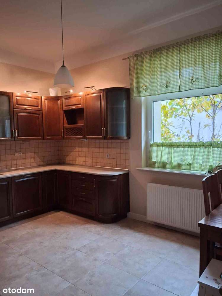 Przestronne 5-pokojowe mieszkanie z ogrodem i miejscem na garażem - Pełny obrazek: 5/18