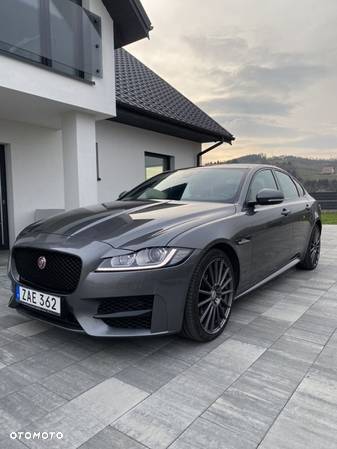 Jaguar XF 2.0 i4D AWD R-Sport - 11