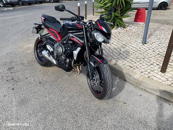 Triumph Street Triple R 765 - 19