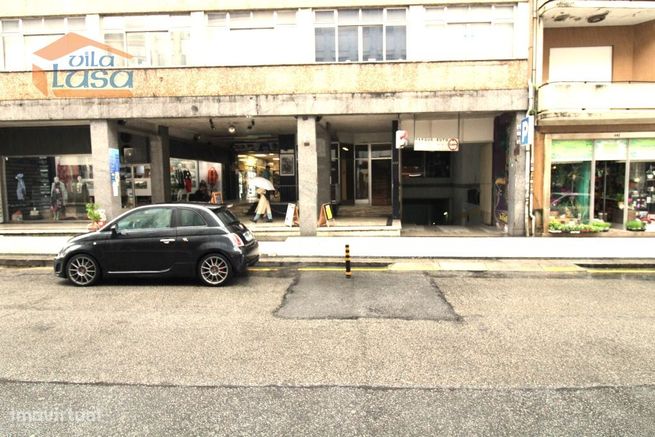 Excelente Oportunidade de Negócio! Loja à Venda no Centro Comercial...-0