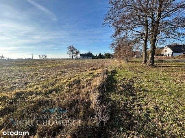 Działka budowlana w spokojnej okolicy-3
