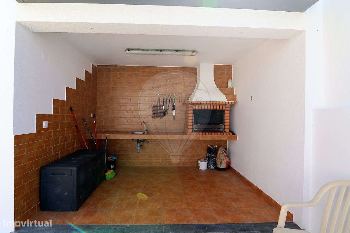 Moradia T4 para venda-6