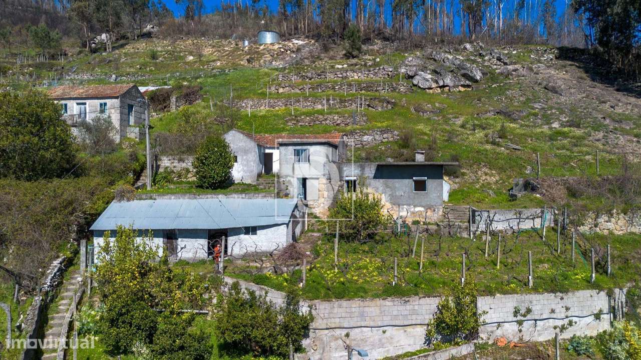 MORADIA T3 PARA RESTAURO em Ancede Baião - Grande imagem: 5/38