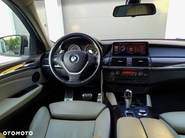 BMW X6 35i xDrive - 9