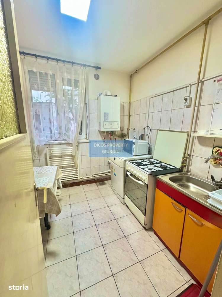 Apartament 3 camere -Centru-1