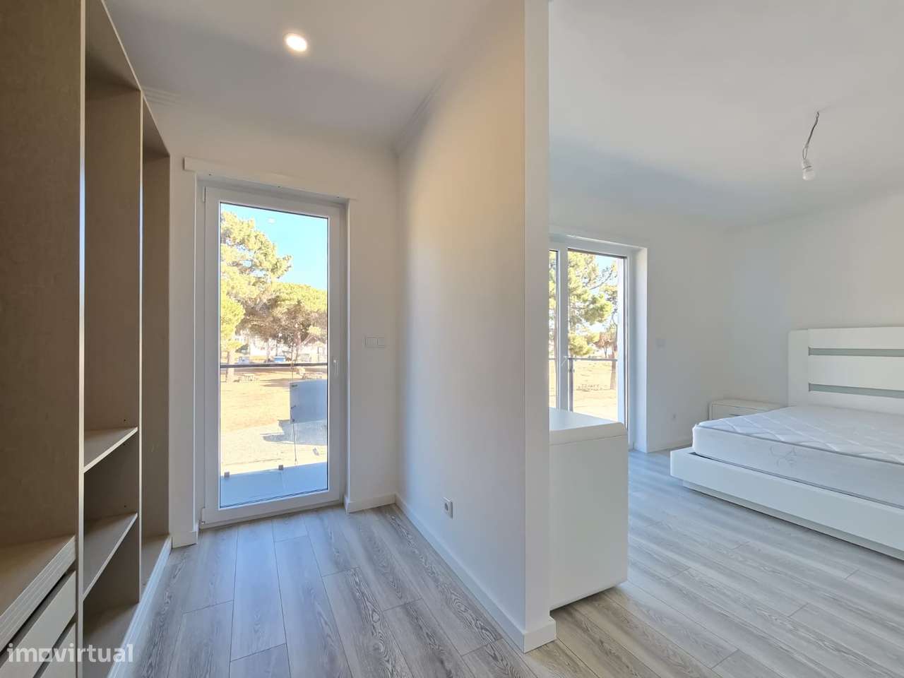 Moradia T3 nova perto da praia Lagoa de Albufeira Sesimbra-21