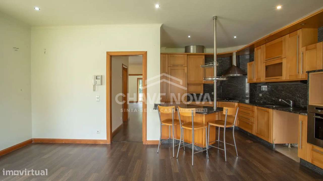 Moradia Geminada V3 c/ Jardim em Rio Meão-27