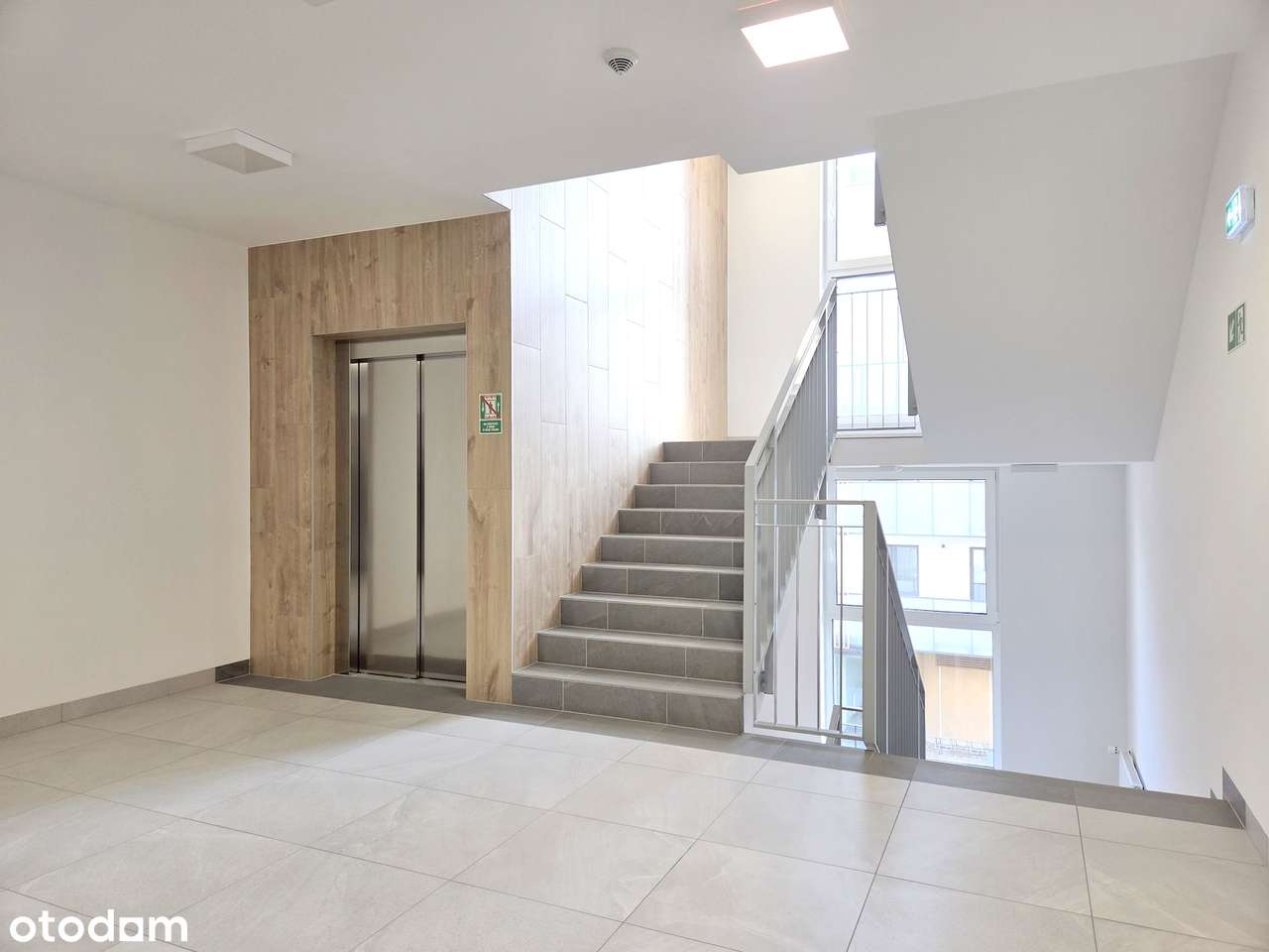 Nowoczesny apartament z dużym balkonem od strony morza + parking-14