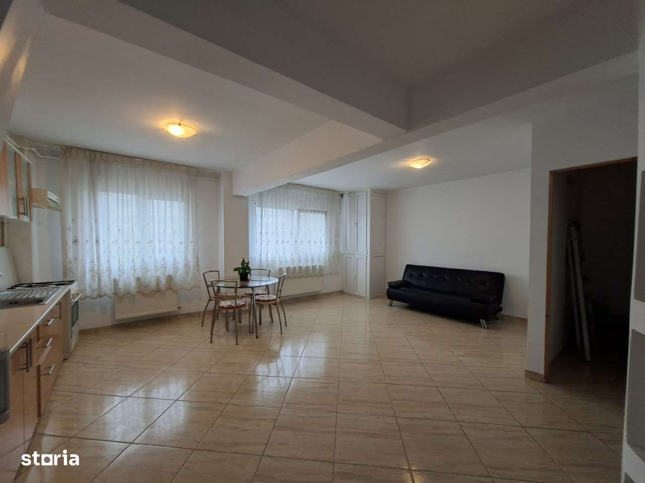 Mioritei (Carrefour) -3 cam decomandat/ 2 bai /centrala /renovat/ - Imagine principală: 3/14