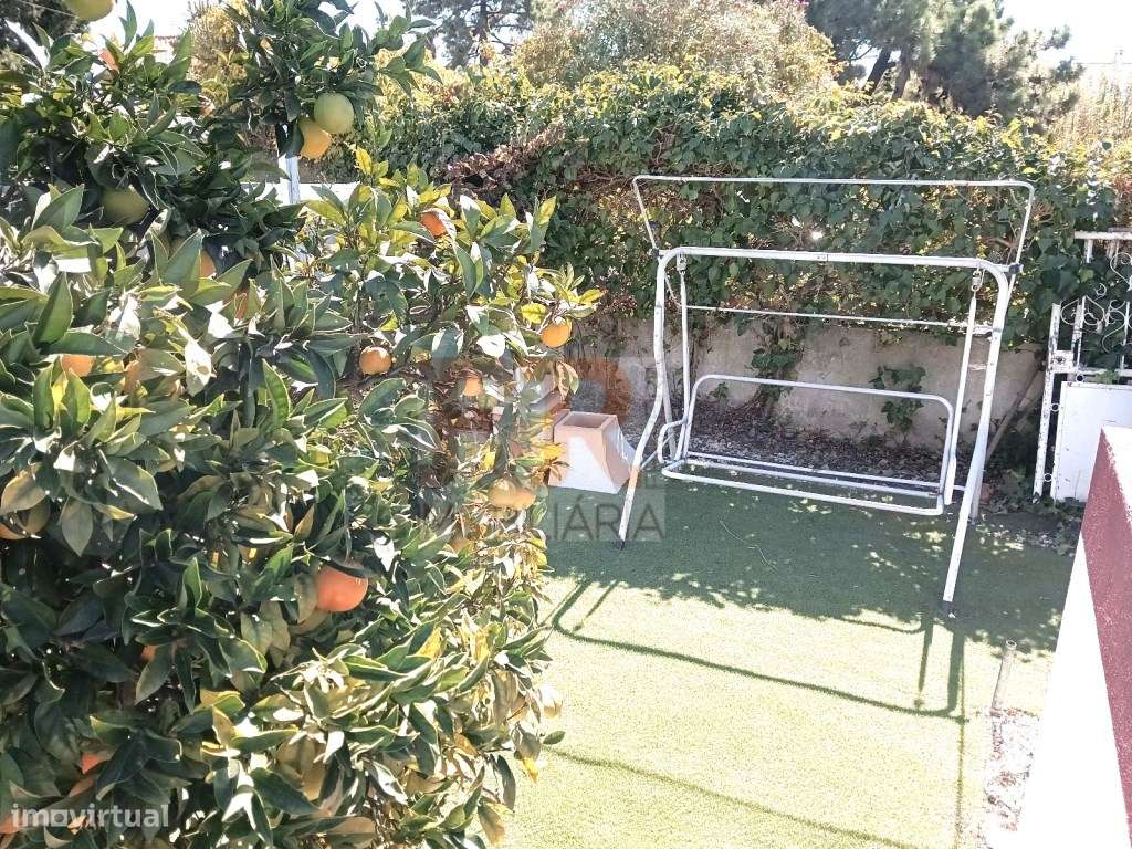 Moradia Isolada Duplex T6 Azeitão-46