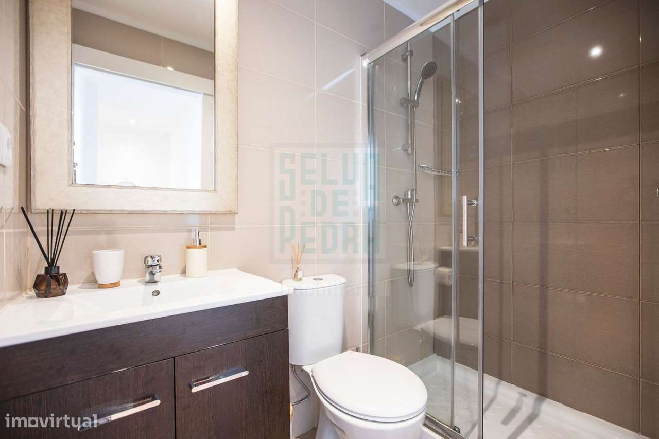 Moradia V2 mobilada e equipada para AL-29