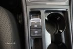 VW Golf Variant 1.6 TDi Confortline DSG - 29