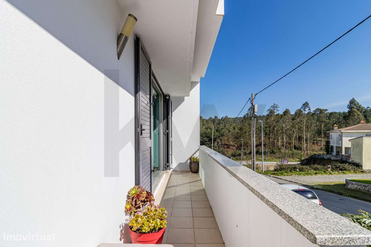 VIVA COM MAIS LIBERDADE   -   MORADIA EM BANDA T3 - Grande imagem: 3/40