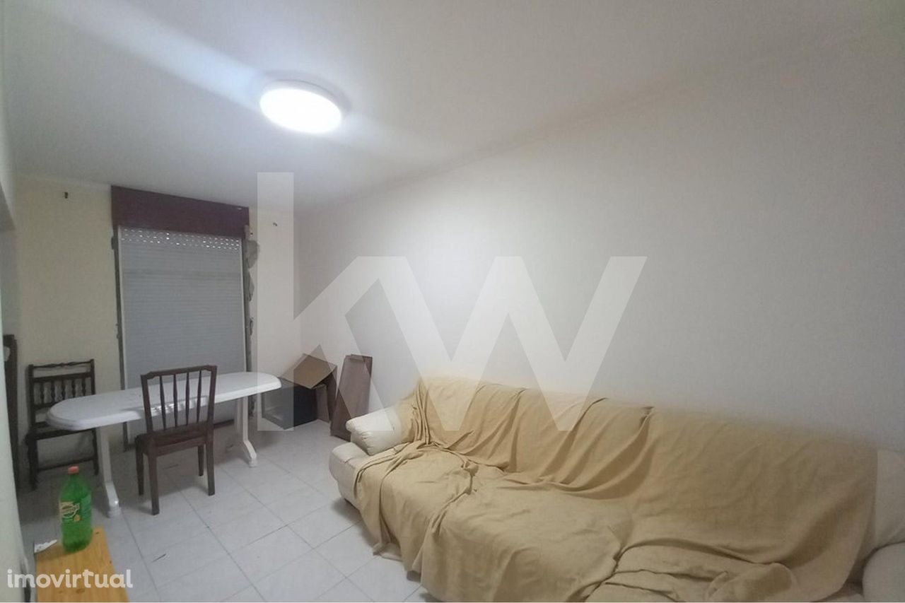 APARTAMENTO T3 |  TOTALMENTE REMODELADO  |  MOITA  |  VALE DA AMOREIRA