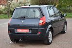 Renault Scenic 1.6 16V Privilege - 17