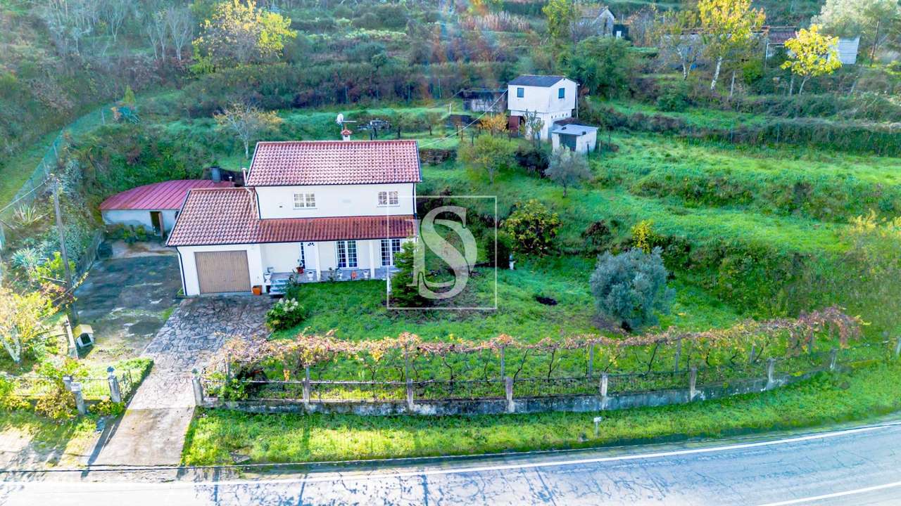 Moradia T4 em Gondar, Amarante - Grande imagem: 5/41