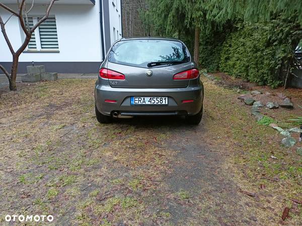 Alfa Romeo 147 1.9 JTD 8V Progression - 5