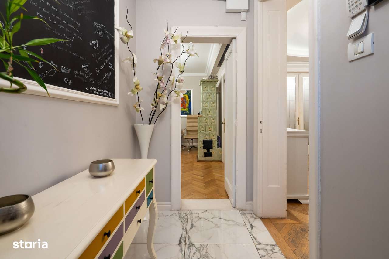 Apartament elegant cu 3 camere in vila  si acces la gradina, in Doroba-5