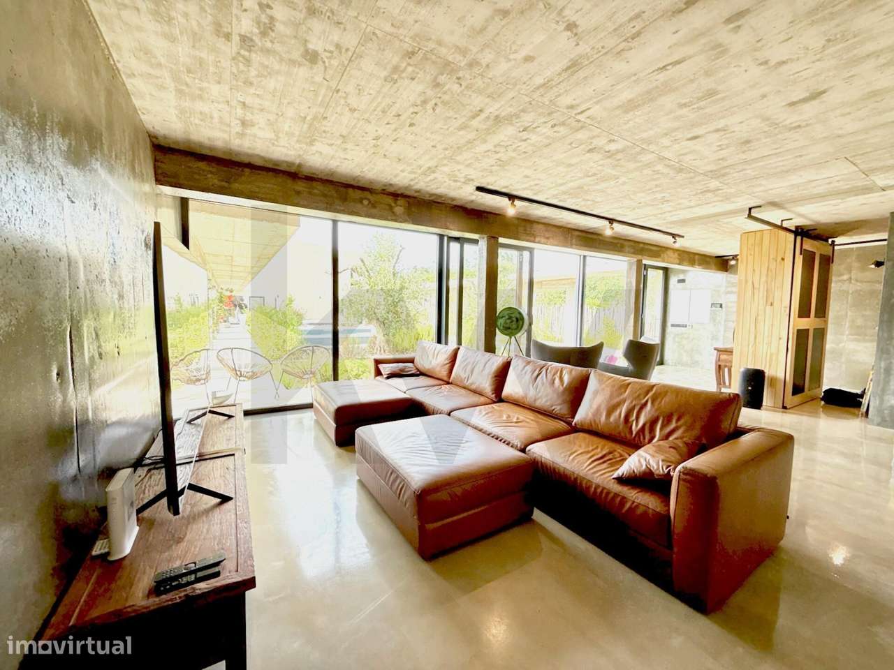 Penafirme | Moradia de Arquitetura Orgânica com 540m2, Piscina, Jacuzz - Grande imagem: 3/34