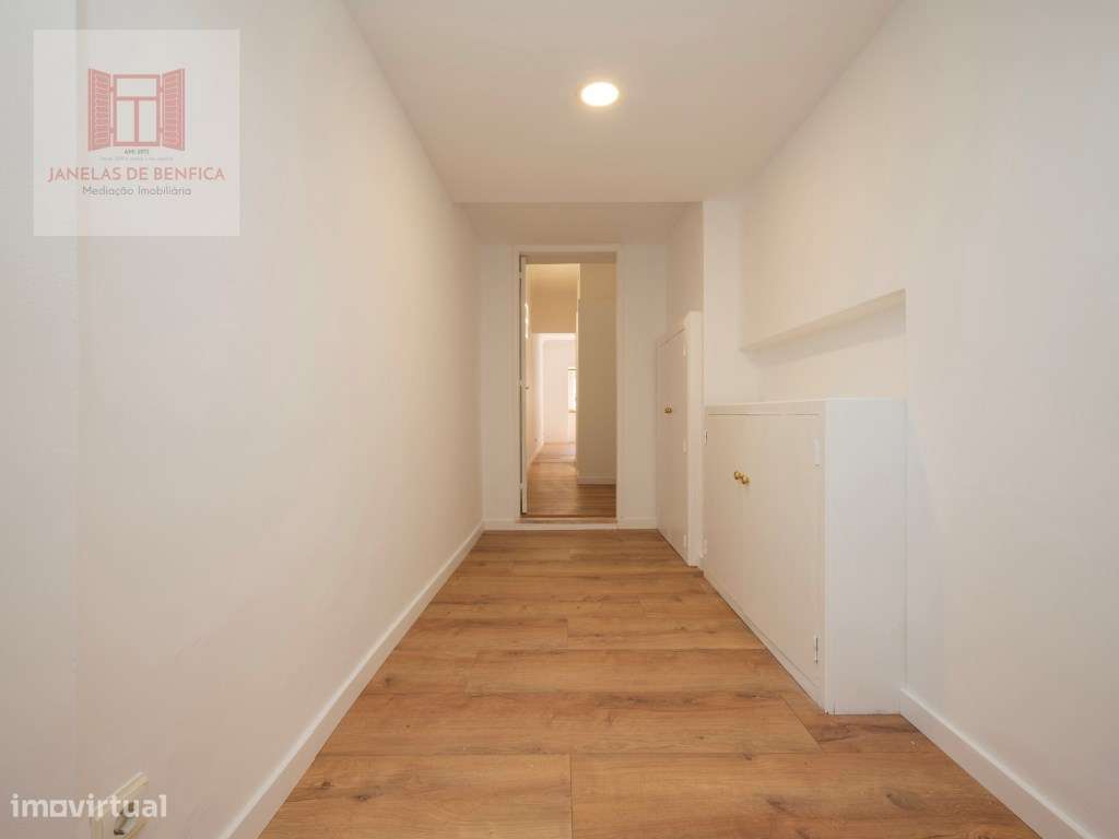 T1+1 Remodelado, São Domingos de Benfica, à Cruz Vermelha - Lisboa-16