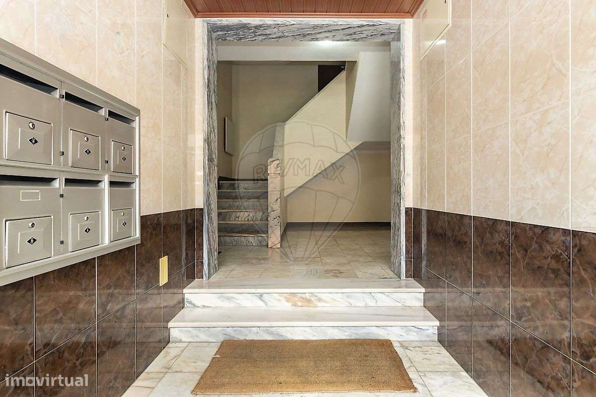 Apartamento T2 para venda - Grande imagem: 2/38