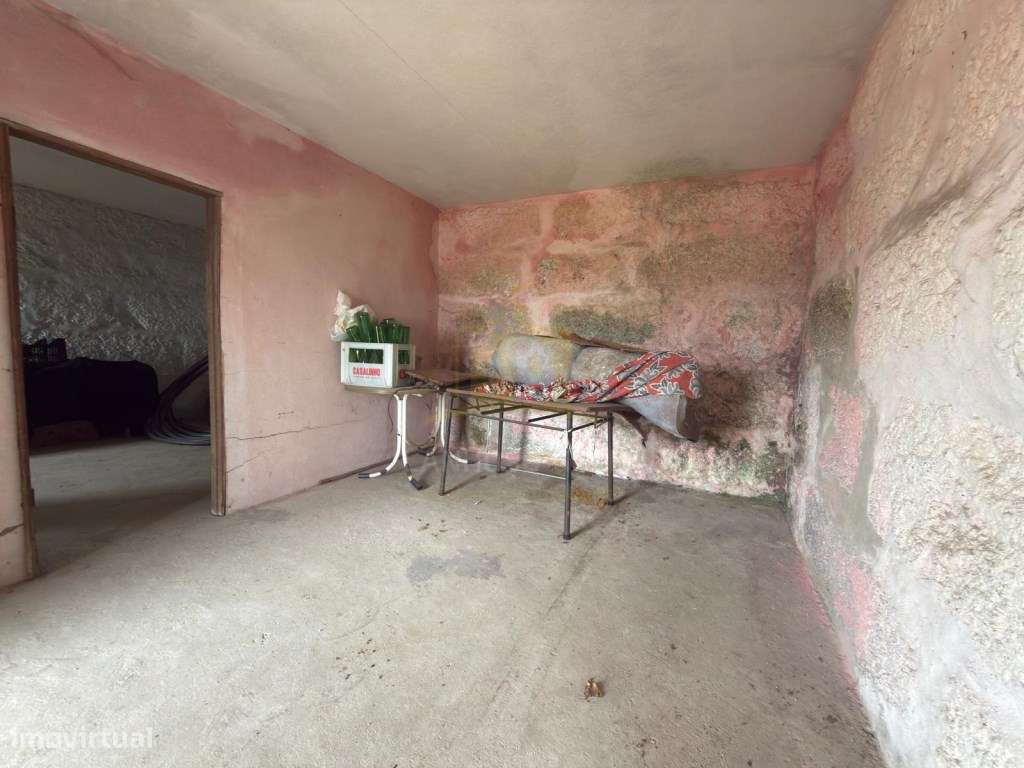 Moradia com Terreno para Restauro | 10 Hectares | Fafe-24