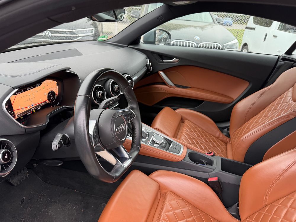 Audi TT 8S 2.0 TFSI quattro S tronic 2015
