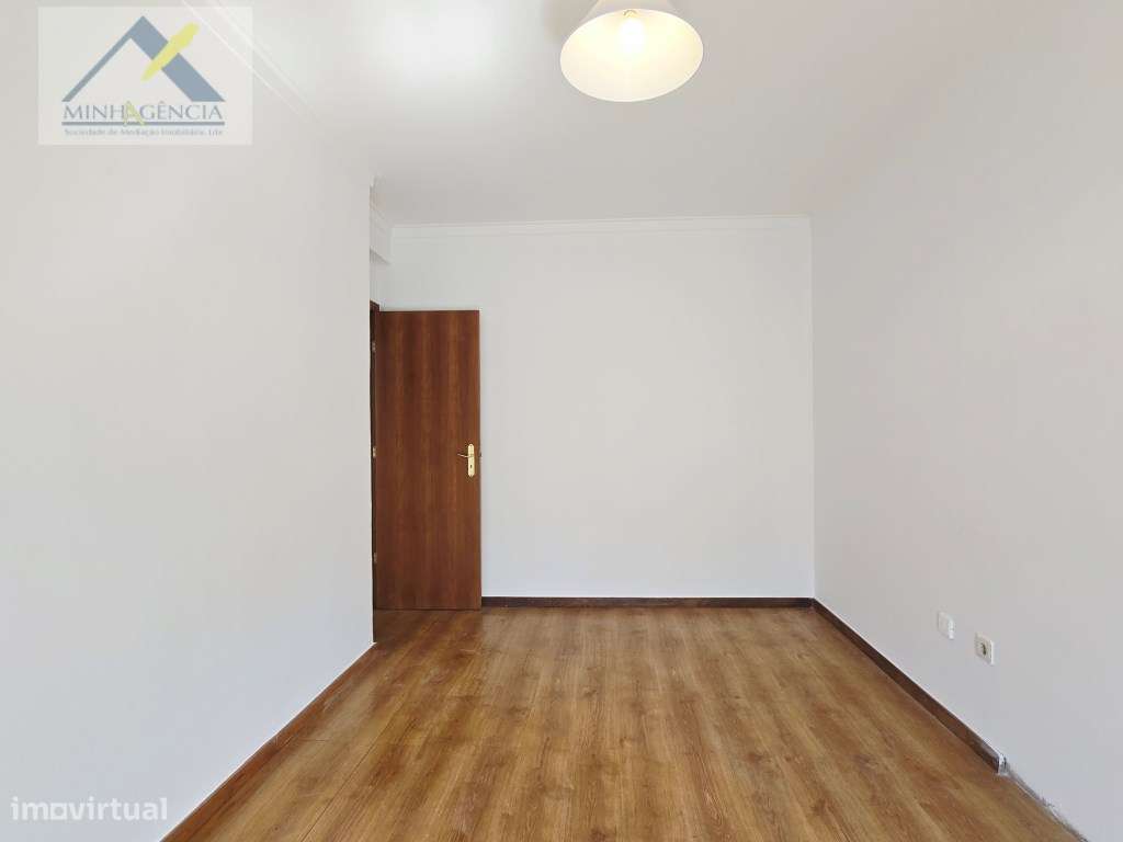 Apartamento T2 no Vale do Cobro em Setúbal-25