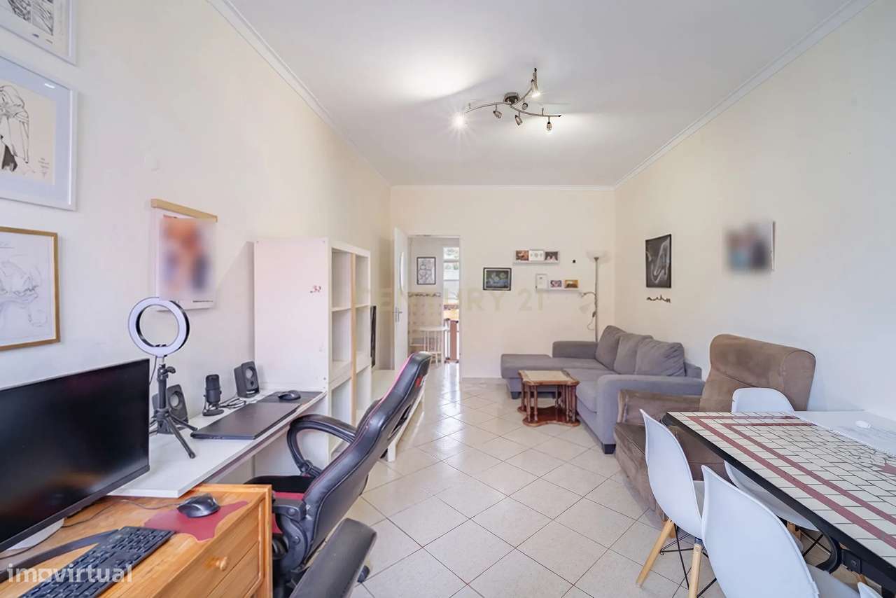 Apartamento T2 em Cacilhas – Excelente Localização-8