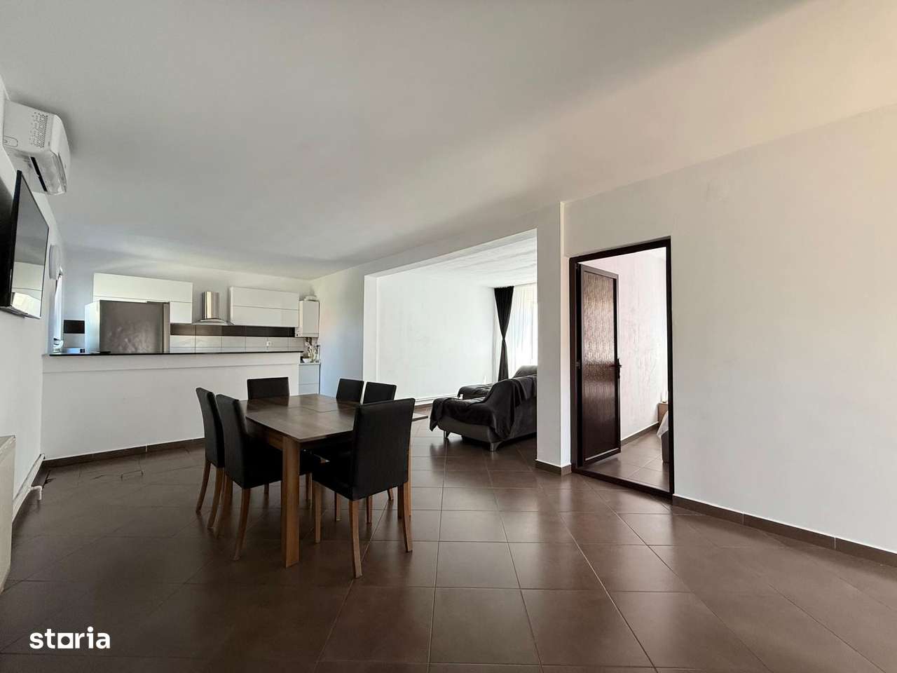 Vilă P+M cu 6 camere | Năvodari - Imagine principală: 4/18