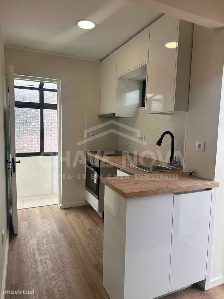 PS - Andar moradia T2 com vista sobre o Douro – OP.Investimento - Grande imagem: 4/10