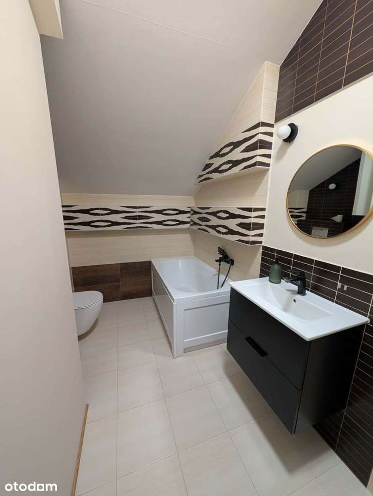 Atrakcyjne z halą garażową i komórką-12